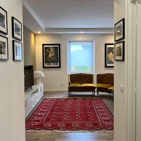 Apartment On The Square Rome Bagian luar foto