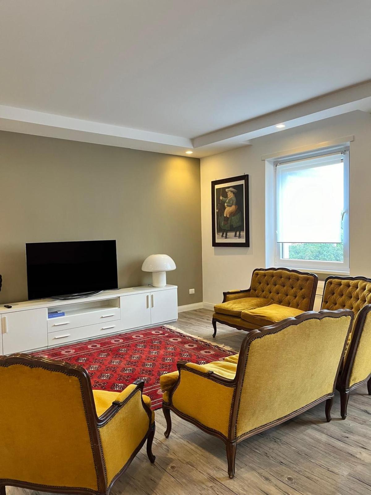 Apartment On The Square Rome Bagian luar foto
